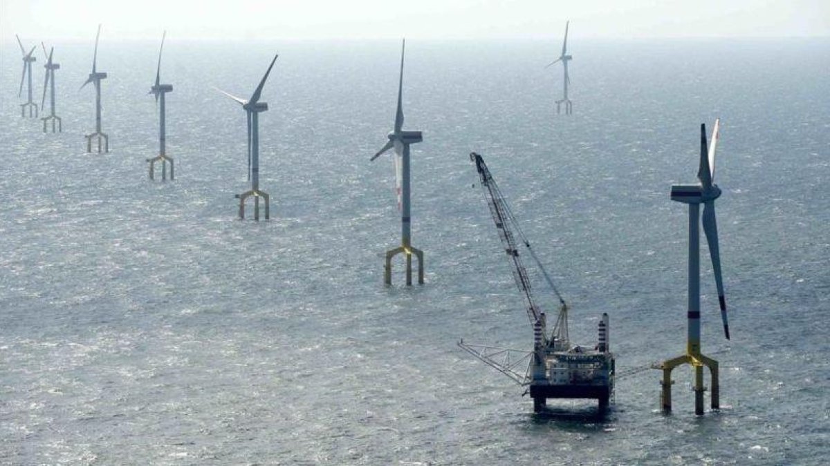 Centro de producción de energías renovables en la isla alemana de Borkum.