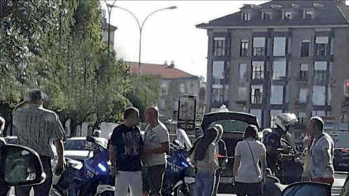 Instantánea tomada momentos después del accidente al lado del parque.