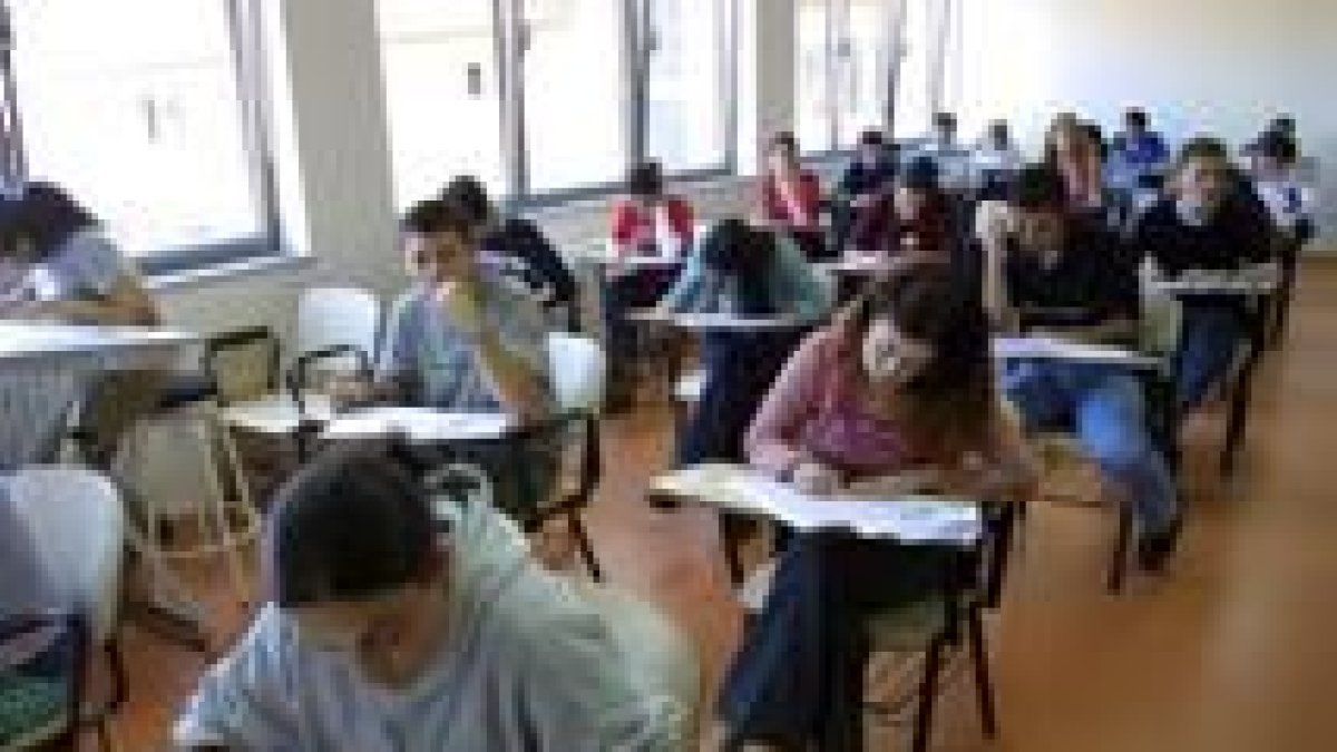 Las pruebas de selectividad han sido un completo éxito este año para el instituto Álvaro de Mendaña