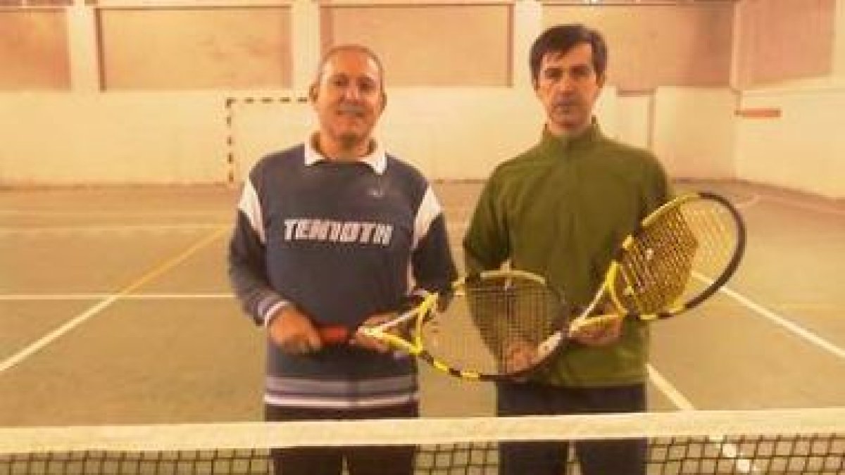 Carlos del Riego y David Alba un momento antes de su enfrentamiento.