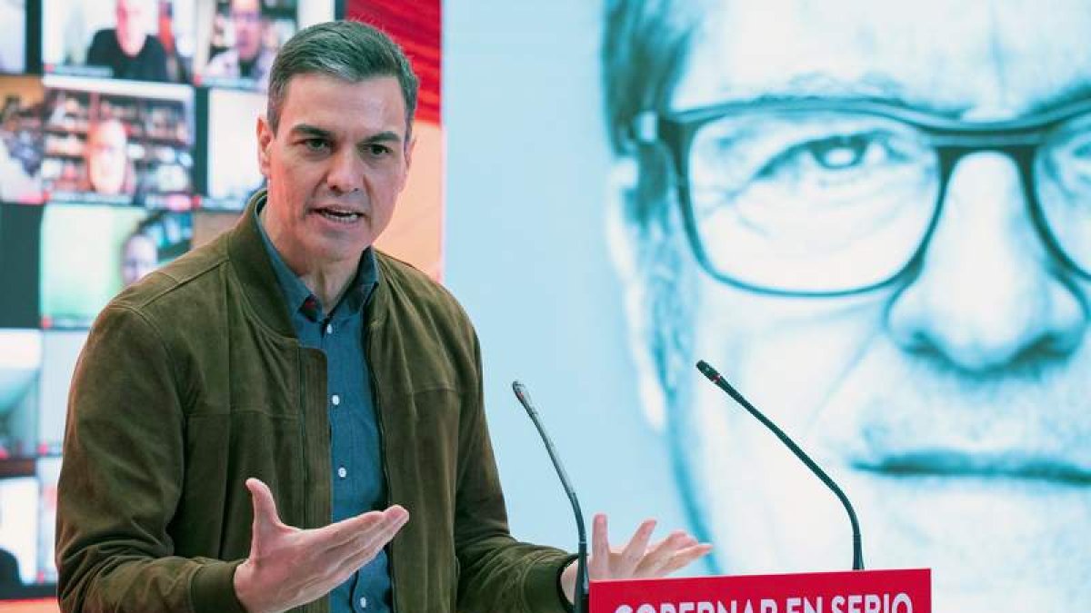 El presidente del Gobierno, Pedro Sánchez, en la presentación de Gabilondo. PSOE