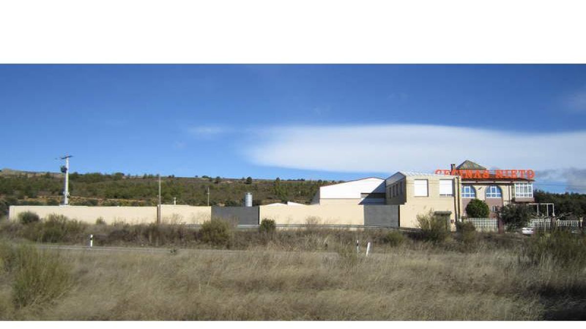 Las instalaciones aledañas a Cecinas Nieto en Pradorrey deben ser demolidas de acuerdo a una sentencia. DL