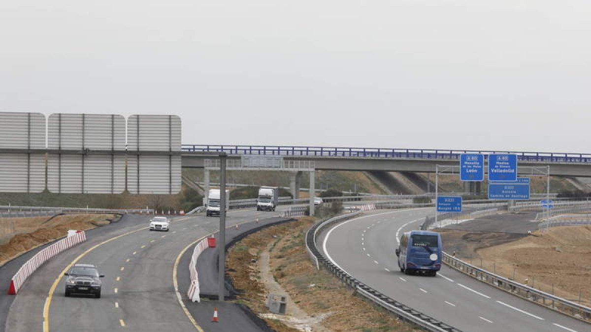 Imagen reciente de la autovía León-Valladolid. MARCIANO PÉREZ