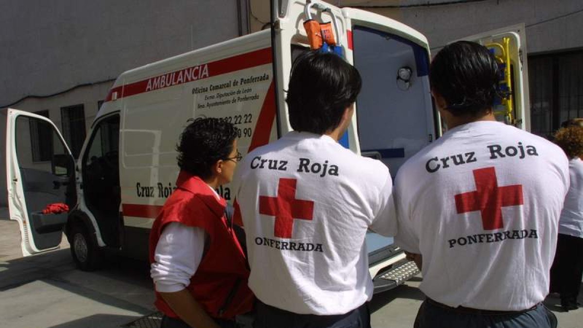Al plan de inserción laboral de Cruz Roja Ponferrada ya se han acogido 30 personas.