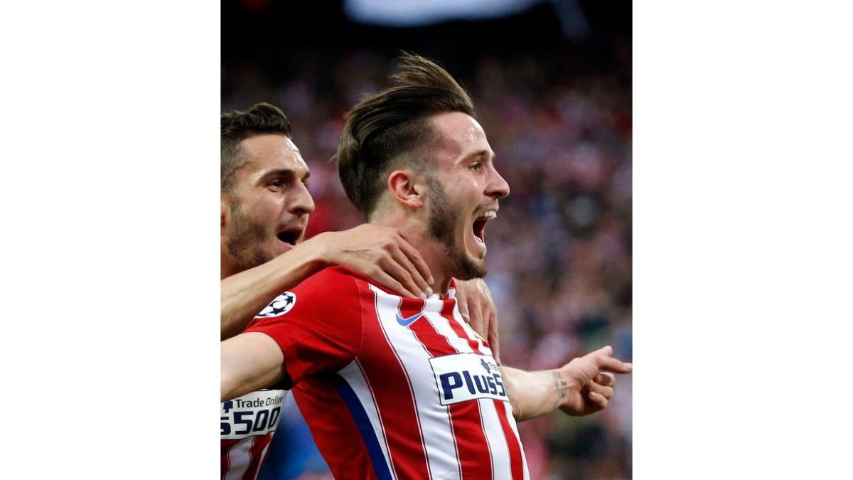 El rojiblanco Saúl celebra exultante su gol que acabó dando el triunfo al Atlético de Madrid ante el Bayern. HIDALGO