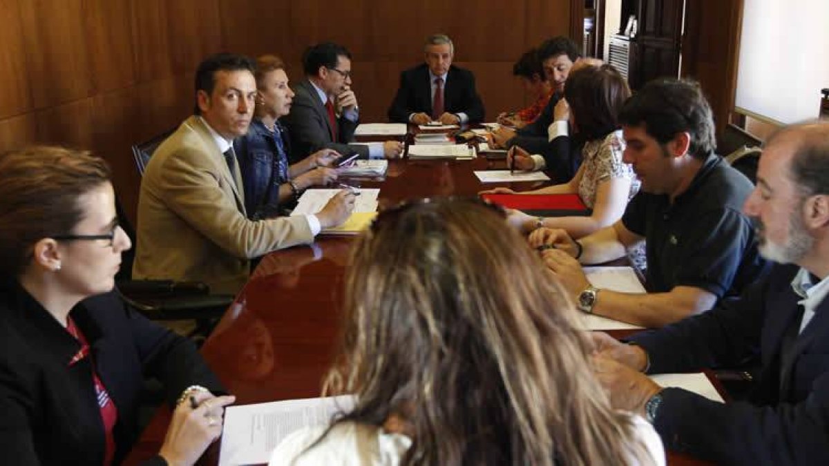 El consejo de Serfunle tendrá que decidir si recurre la nueva sentencia ante el Supremo.
