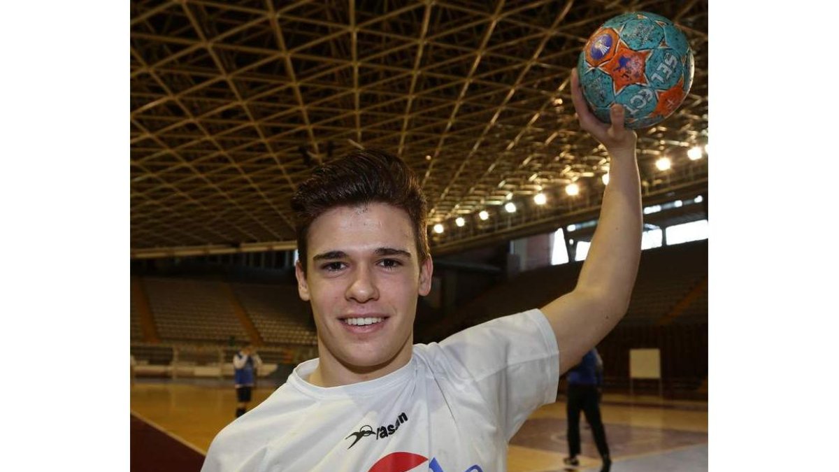 Mario López.