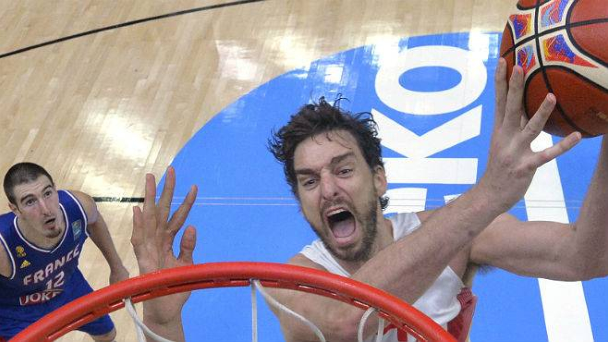 Pau Gasol logró 40 puntos y 11 rebotes frente a Francia.