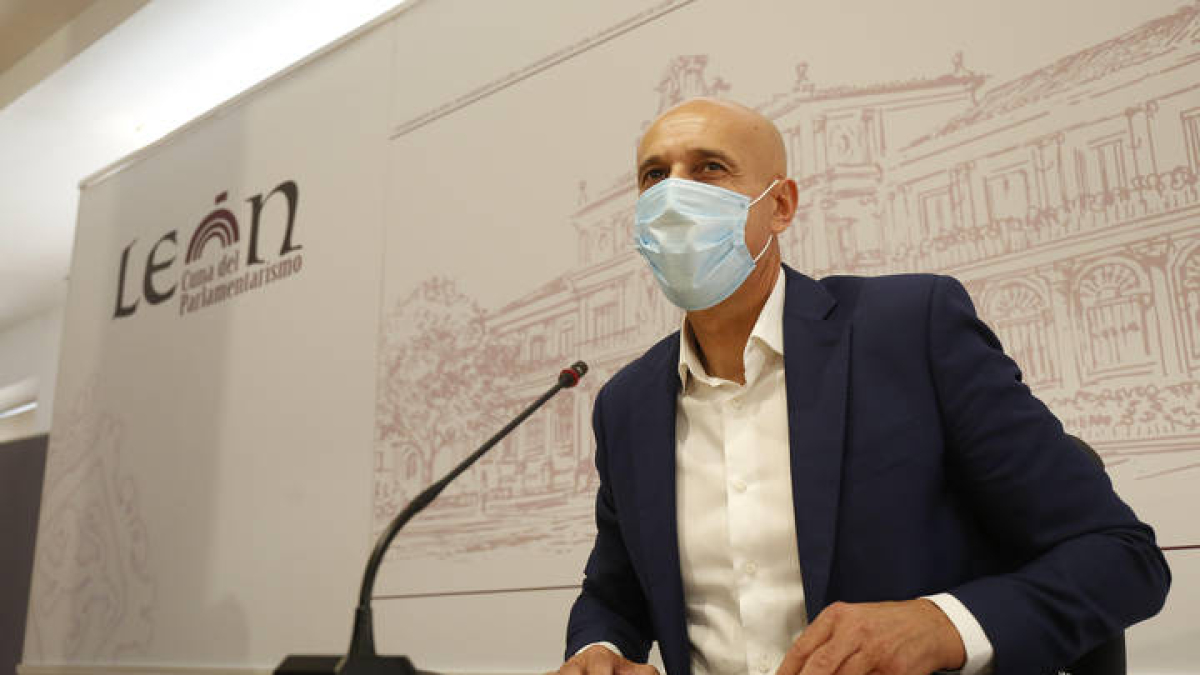 Rueda de prensa de José Antonio Díez. F. Otero Perandones.