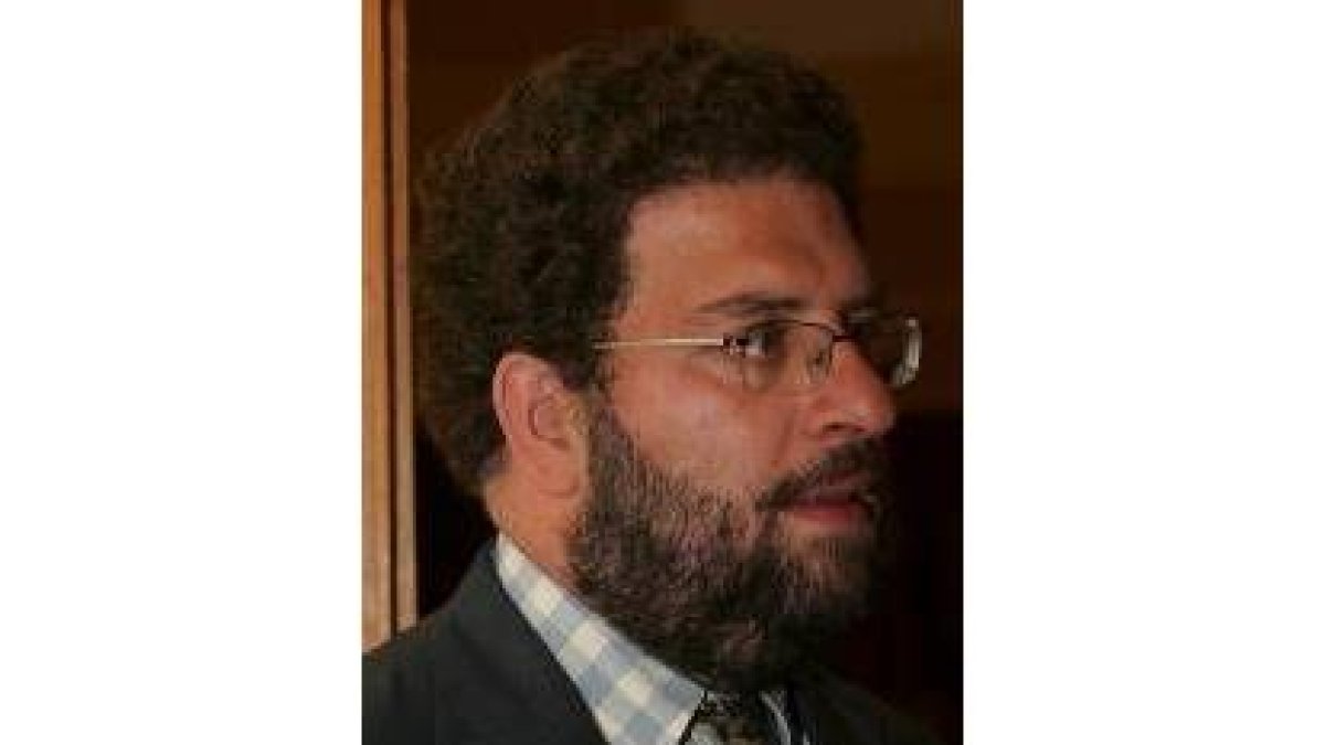 Fernando de la Cuadra, editor internacional