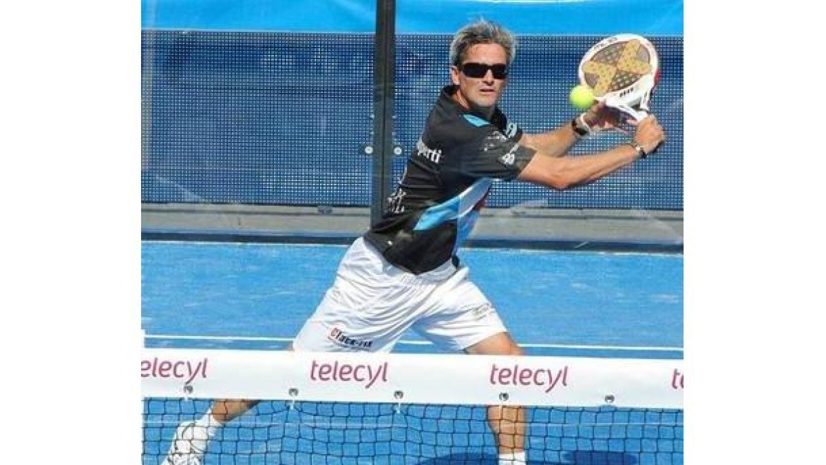 El astro argentino del pádel Miguel Lamperti