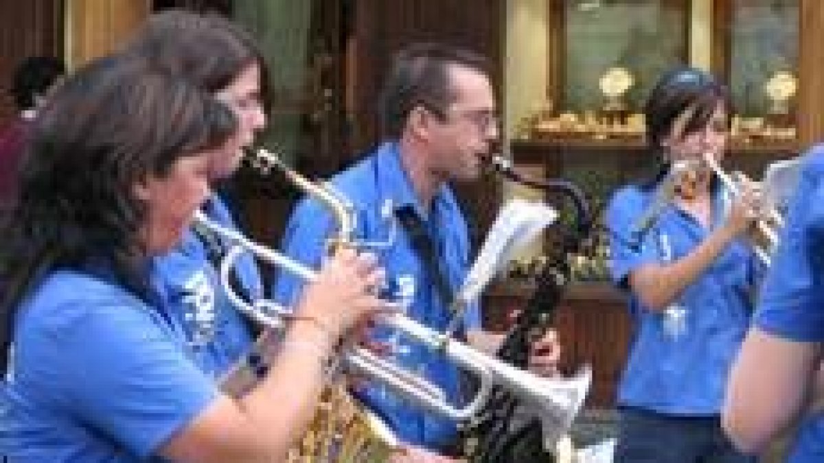La música se hizo un hueco notable en el fin de semana bañezano