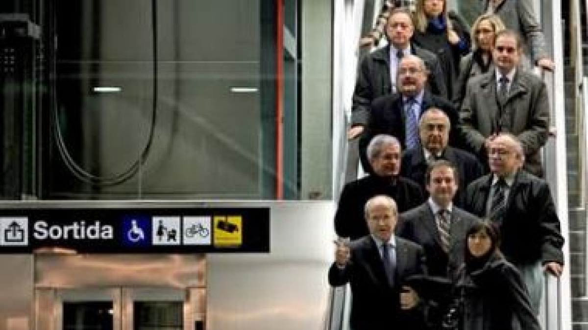 Montilla, a la izquierda, durante la inauguración.