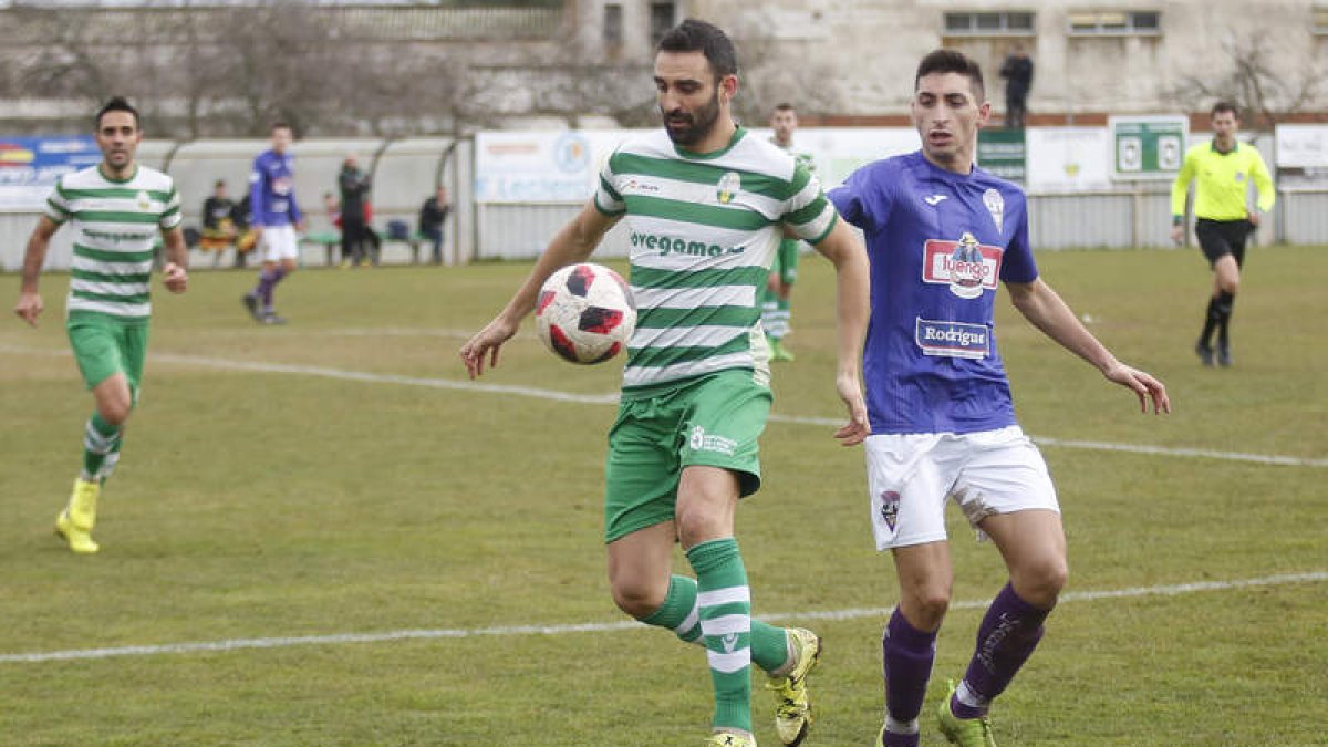Dani Alonso podría volver al once titular frente al filial numantino. FERNANDO OTERO