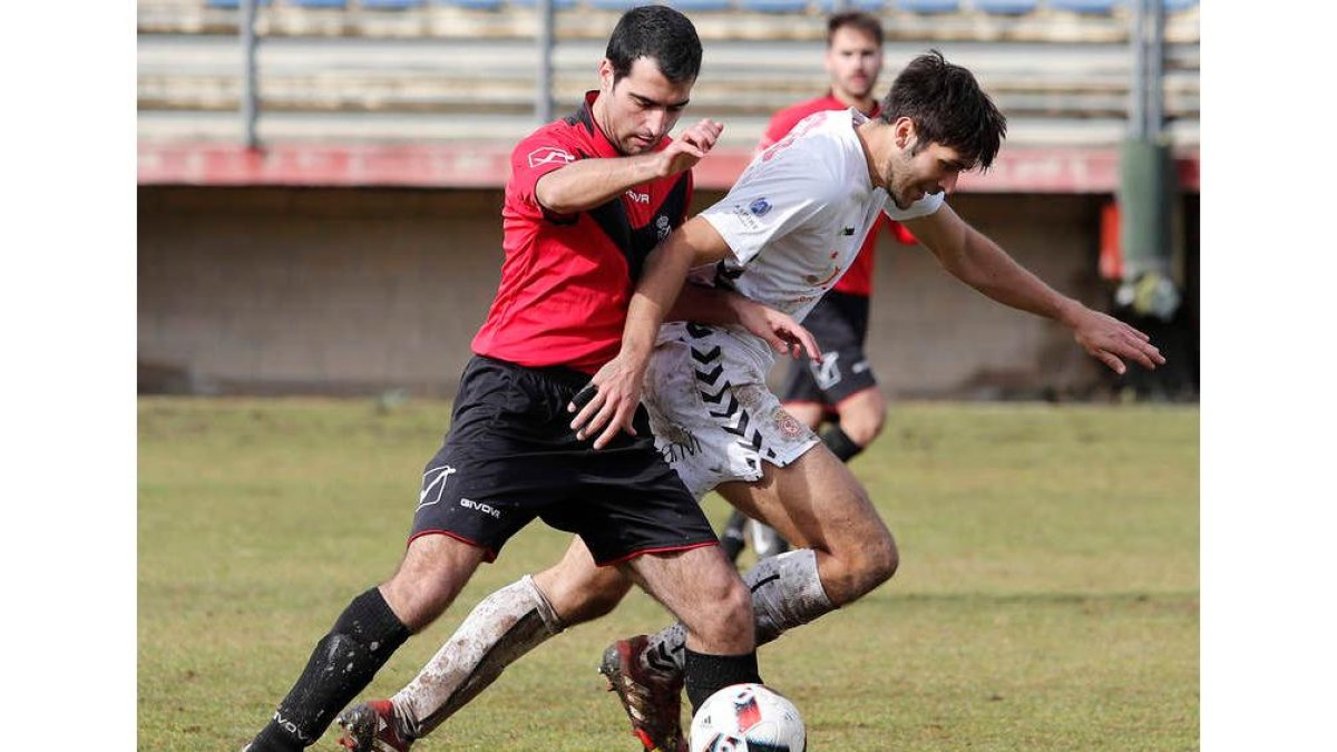 El equipo leonés se impuso sin ningún problema a un conjunto vallisoletano muy inferior. JESÚS