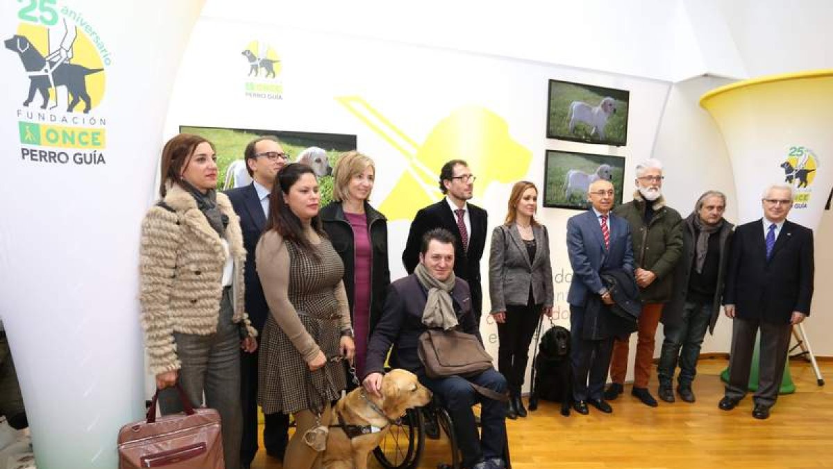 La consejera Alicia García, en la inauguración de la exposición. Diego de miguel