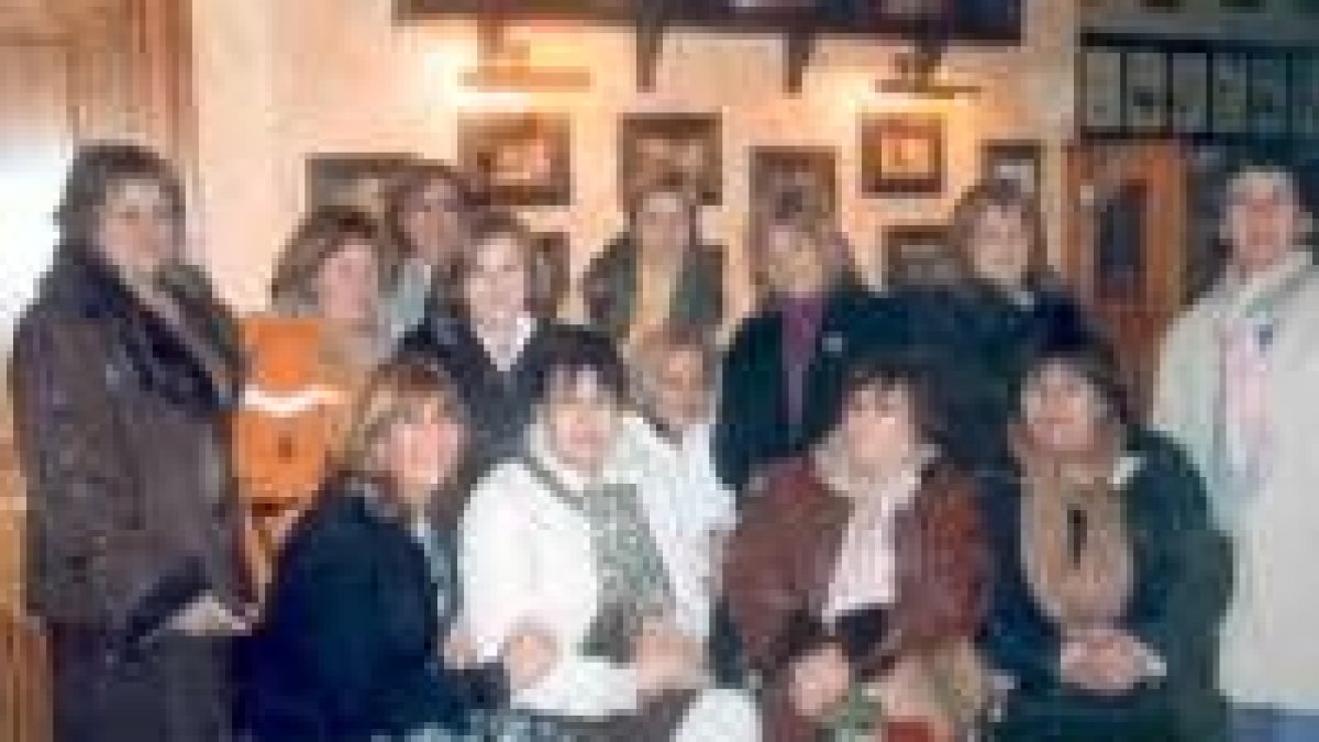 Un encuentro para celebrar cuarenta años de amistad