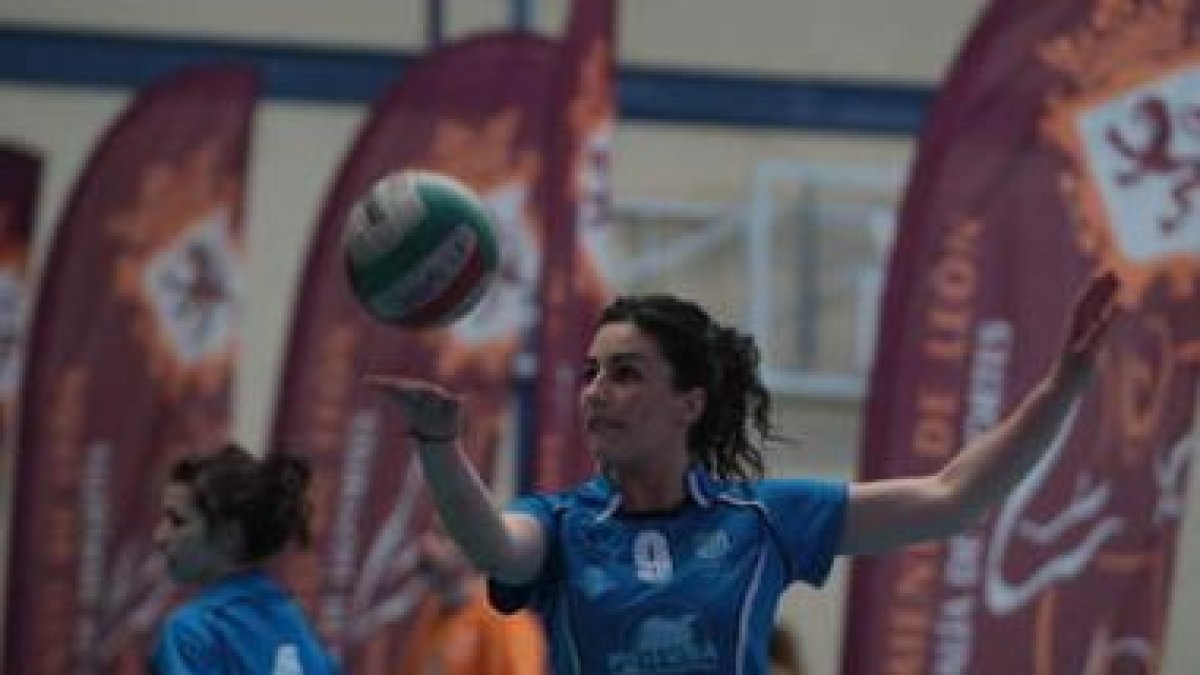 La fase final autonómica de León reunió el pasado fin de semana a las mejores jugadoras en edad juve