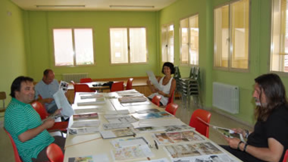 Participantes de un taller de comic