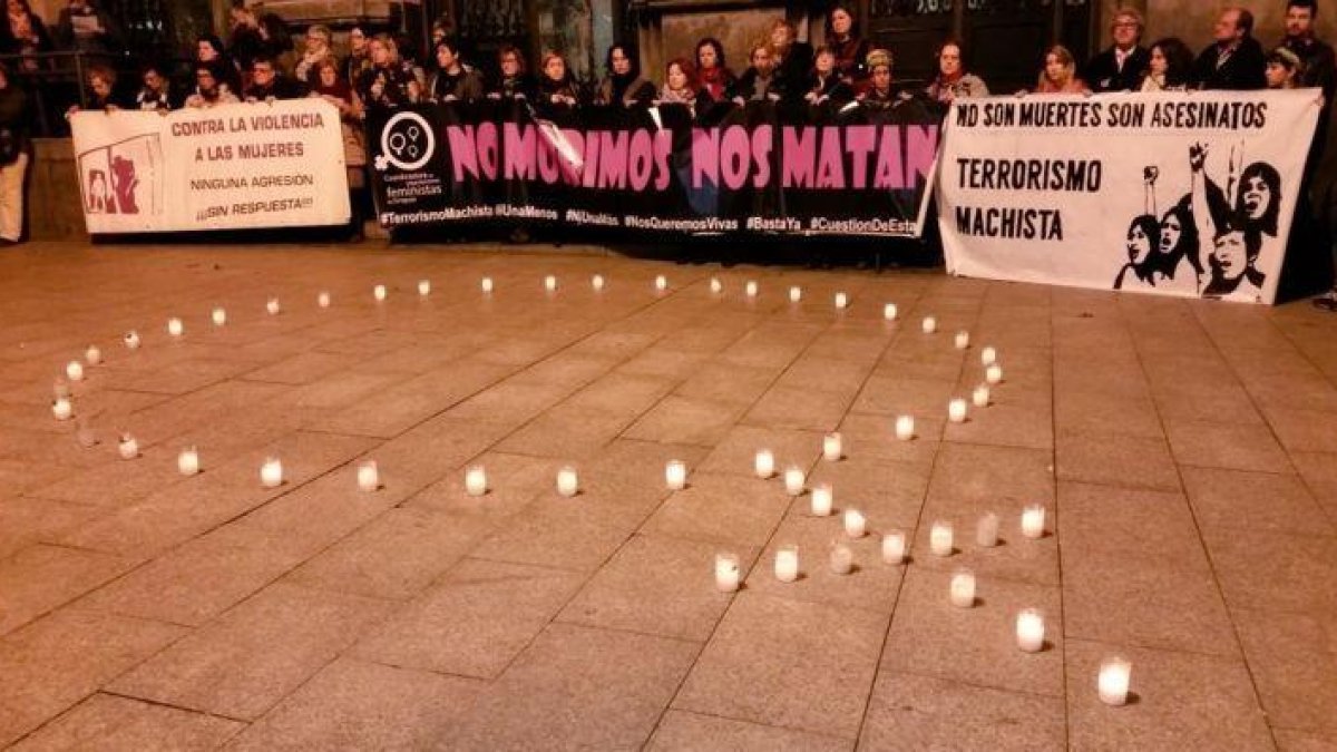Manifestación contra la violencia machista en Zaragoza