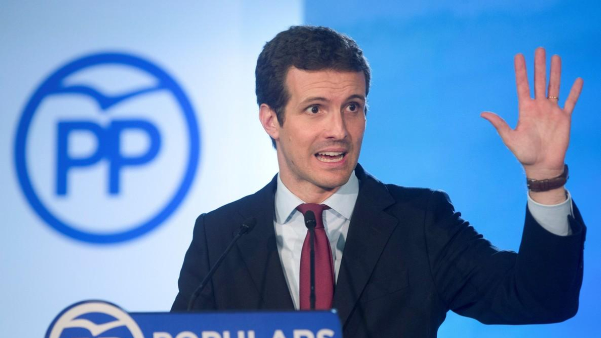 El presidente del PP, Pablo Casado, en rueda de prensa tras presidir en Barcelona la primera reunión del Comité Ejecutivo Nacional de su partido, el 26 de julio.