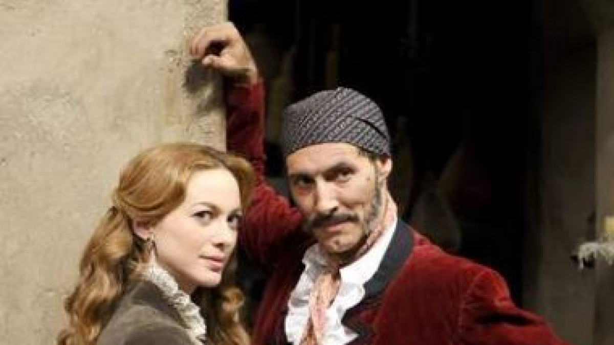 Marta Hazas y Manuel Bandera protagonizan la serie «Bandolera».