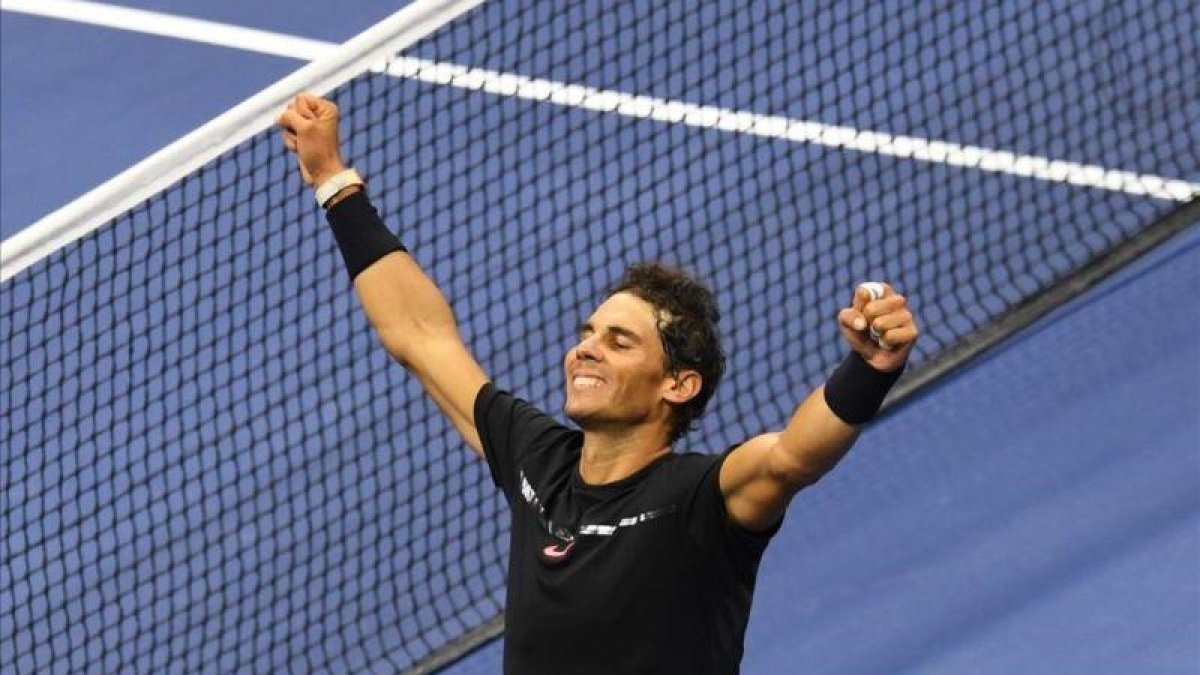Nadal celebra el pase a la final del Open USA tras su triunfo ante Del Potro.