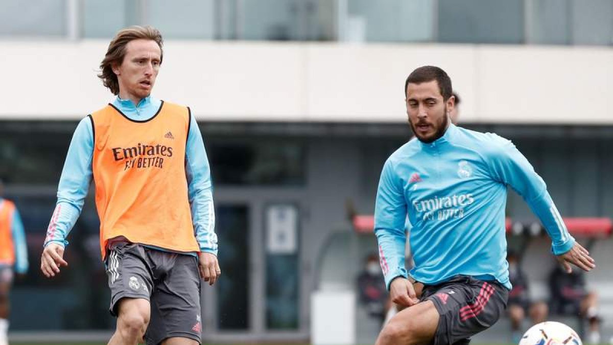 Hazard, que reapareció el pasado sábado frente al Elche, sufre una nueva lesión muscular. EFE
