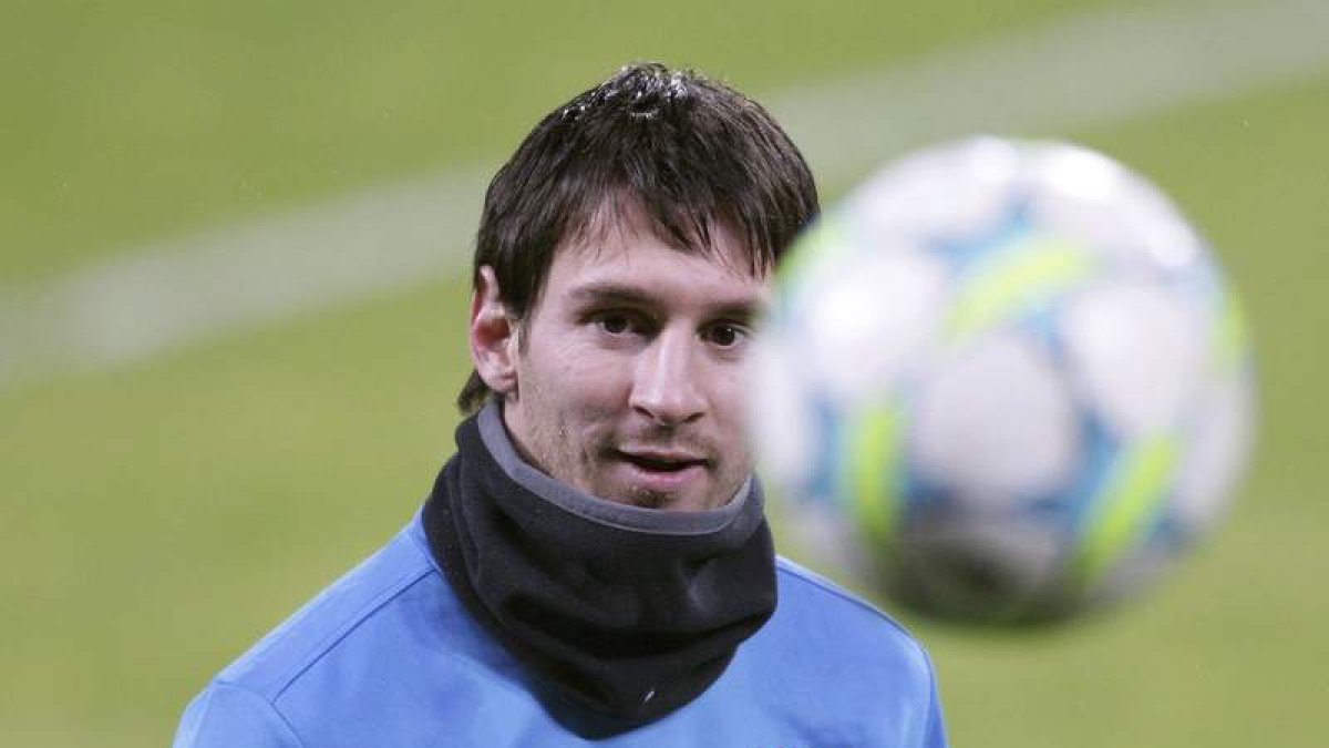 Messi está recuperado de sus molestias y, si quiere Roura, podrá jugar ante Osasuna.