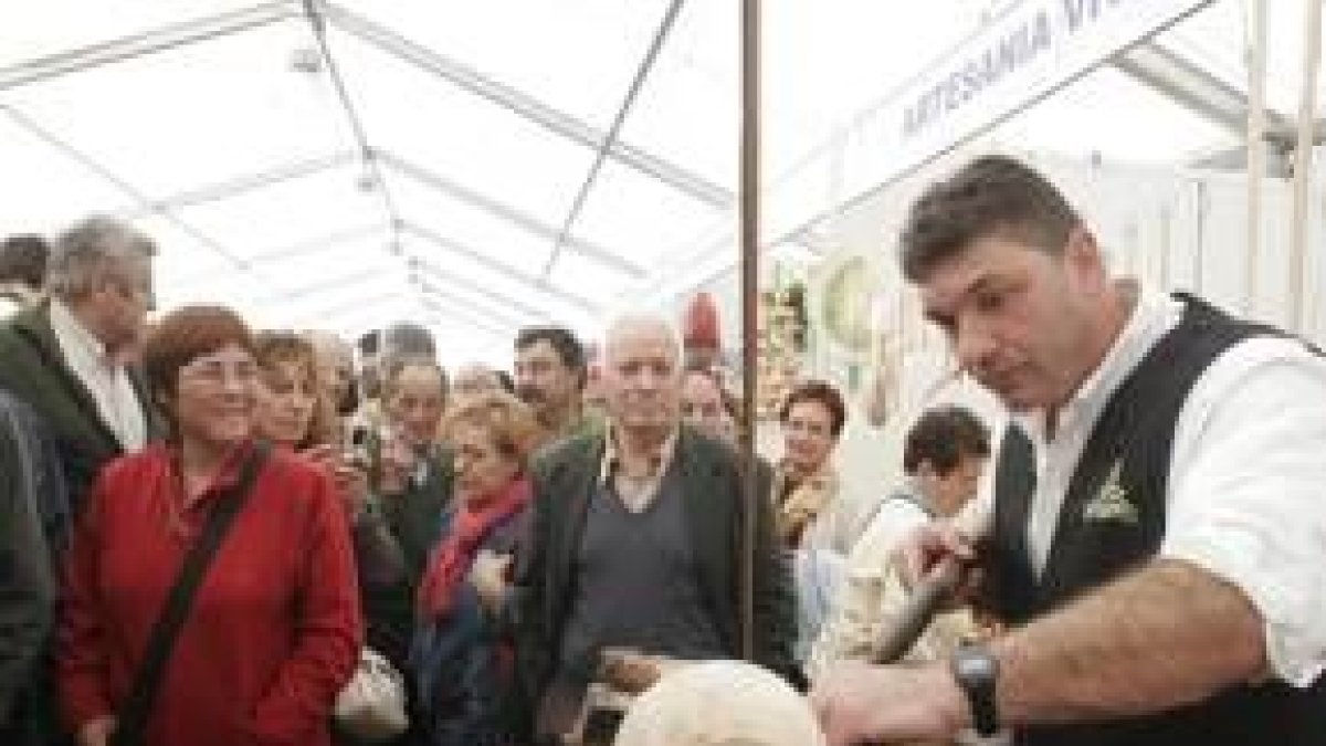 Los tornos tradicionales despertaron gran expectación entre los asistentes