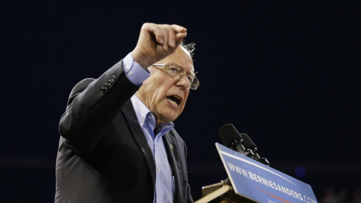 Bernie Sanders, en un acto electoral, el martes en Carson (California).