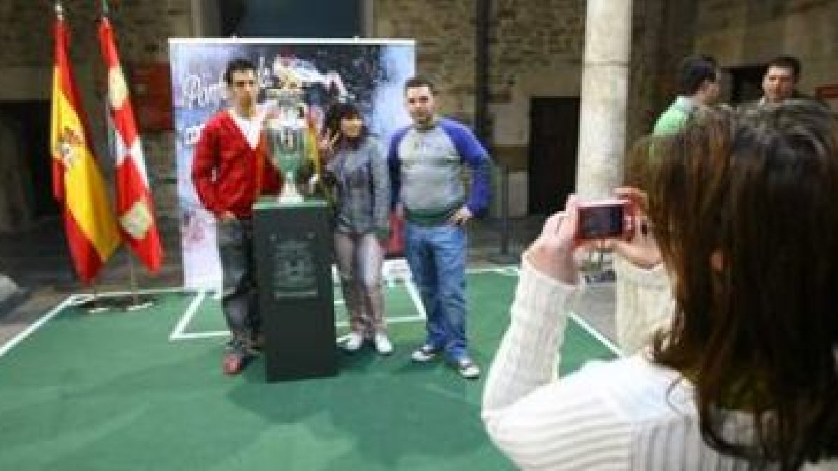 La Eurocopa ya despertó pasiones en el Museo el primer día