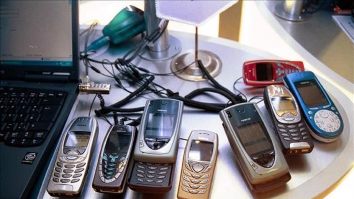 Teléfonos móviles Nokia antiguos.