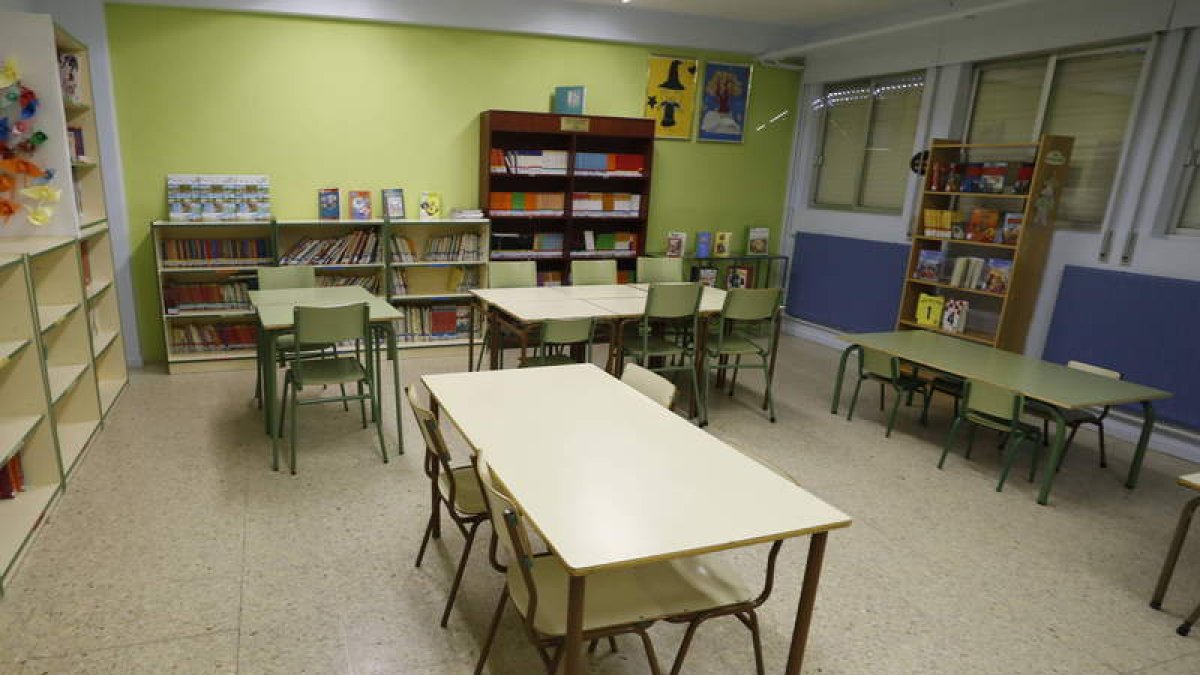 Uno de los colegios de la capital leonesa. RAMIRO