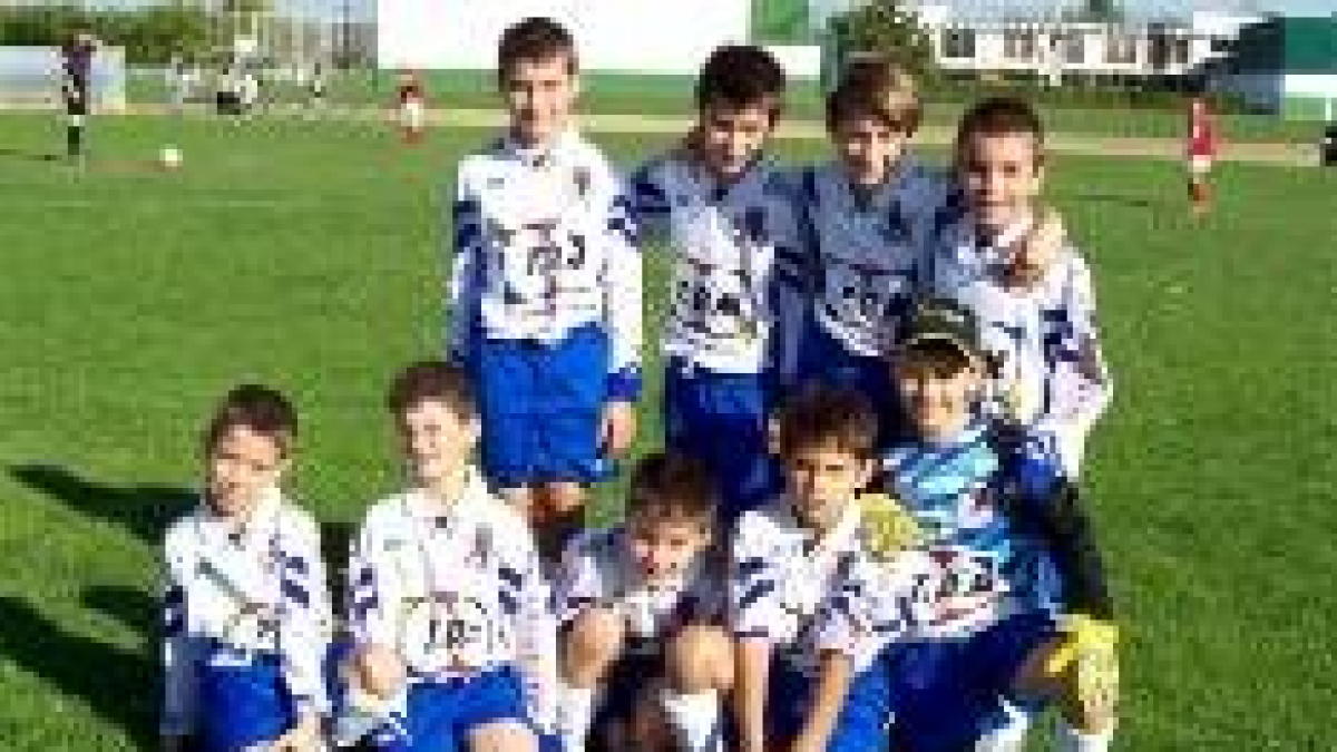 Formación del Casa de Asturias que milita en la 1.ª División Provincial Benjamín