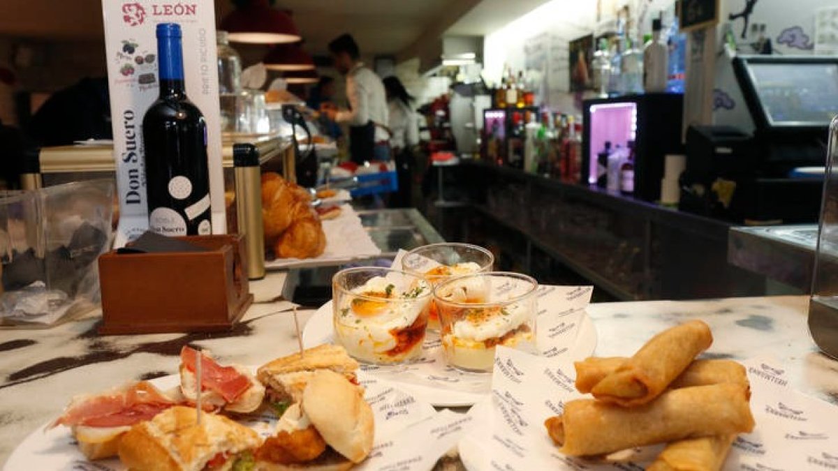 La tapa gratis es costumbre en León. FERNANDO OTERO