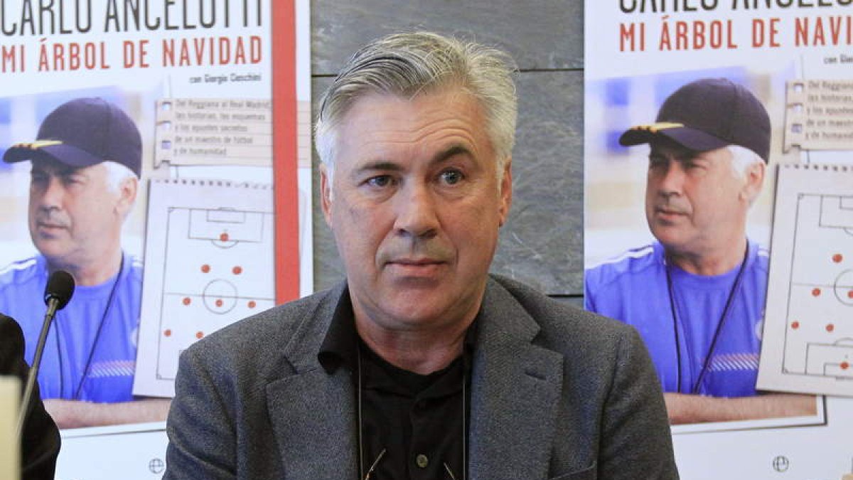 Carlo Ancelotti, durante la presentación de su libro ‘Mi árbol de Navidad’.