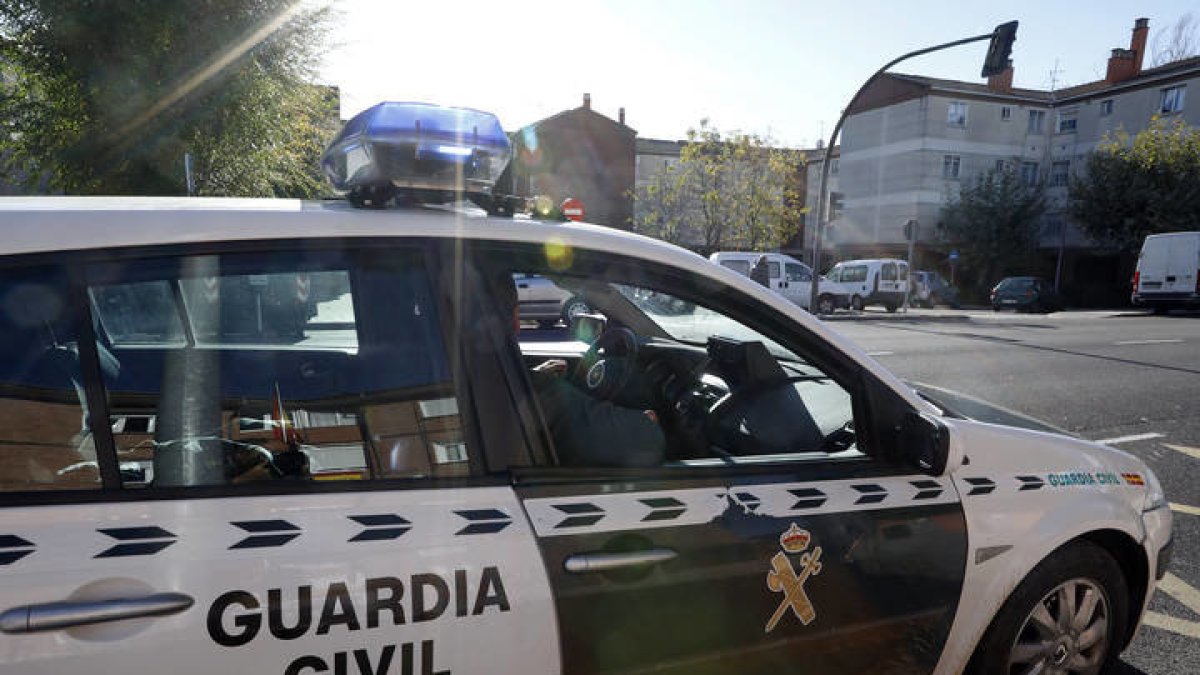 Patrulla de la Guardia Civil. RAMIRO