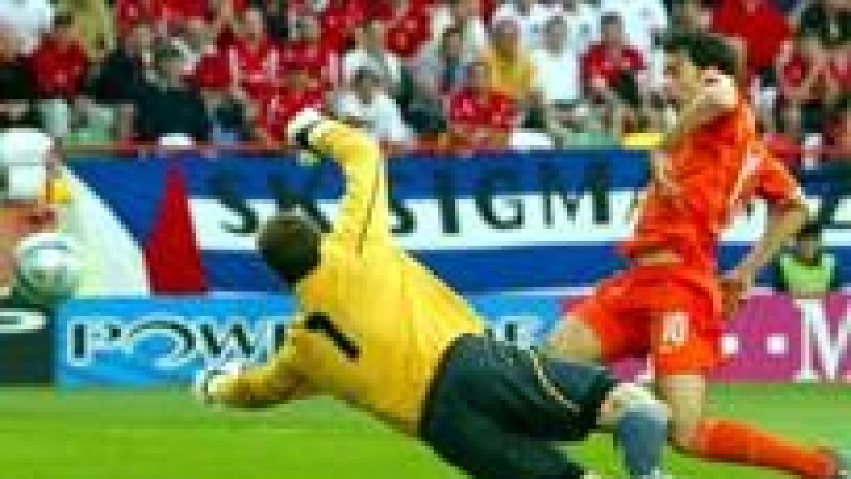 Van Nistelrooy consiguió de esta forma el segundo gol de Holanda frente a la República Checa