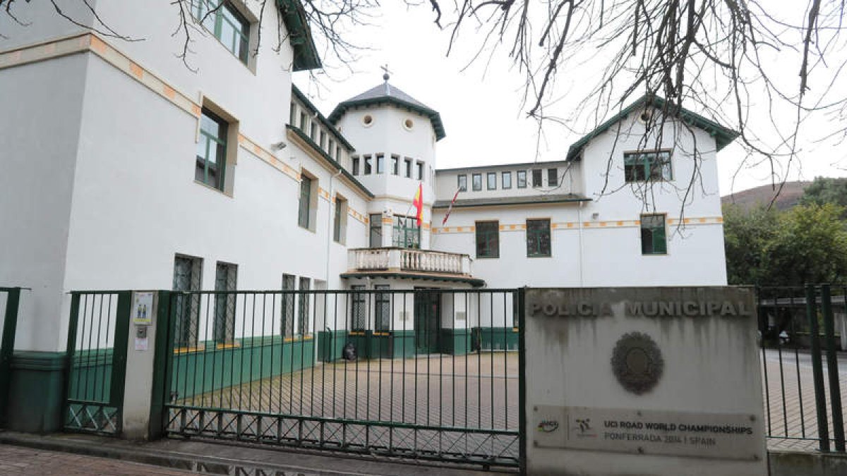 Sede de la Policía Municipal, en el Temple. DE LA MATA