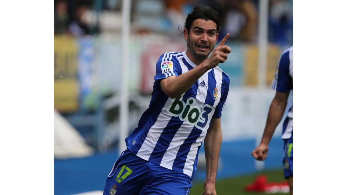 Andy celebra el tanto que le marcó al Zaragoza.