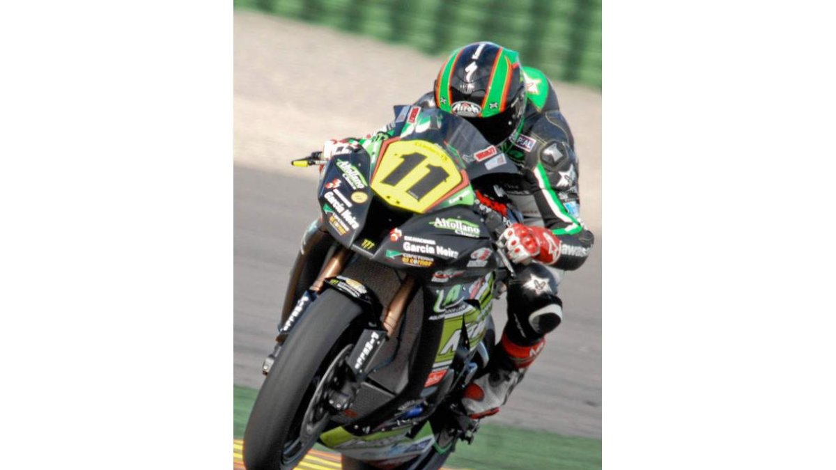 Isaac García pujará por el podio en Alcarrás con su Kawasaki.