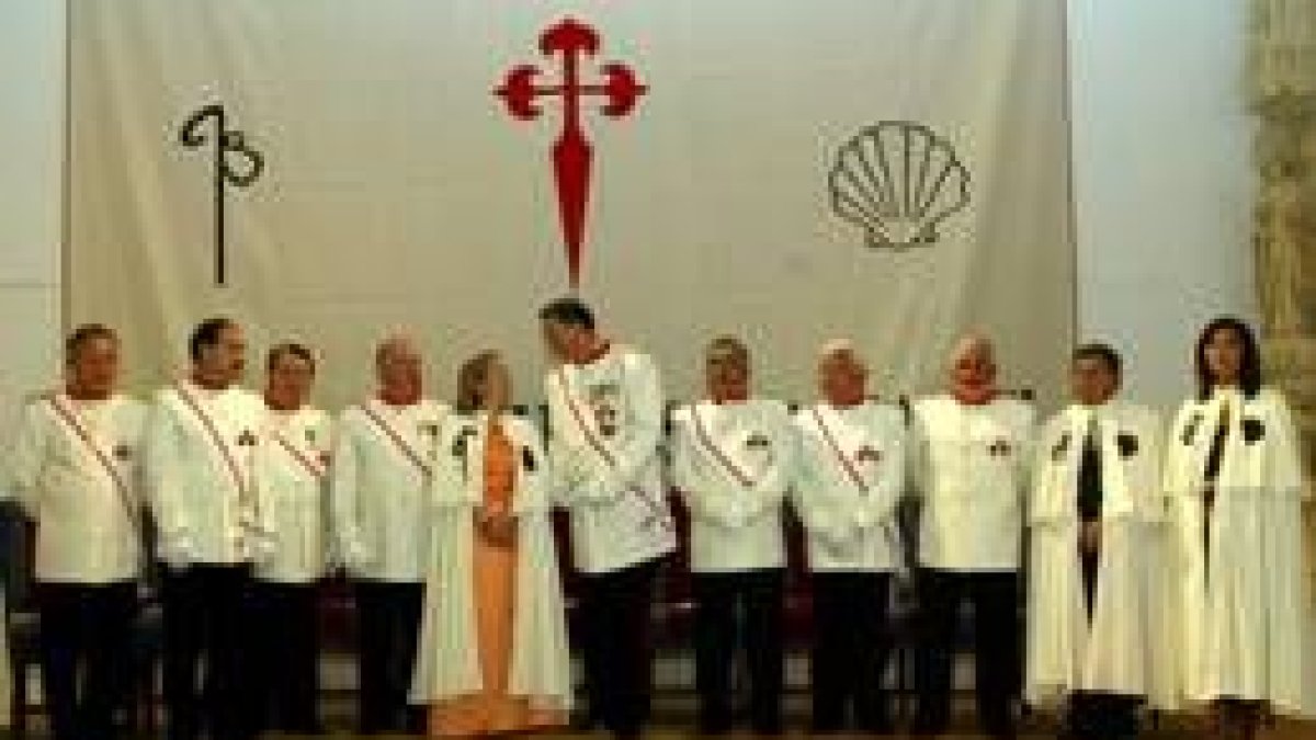 La ex ministra de Sanidad, Ana Pastor, fue investida dama de esta orden