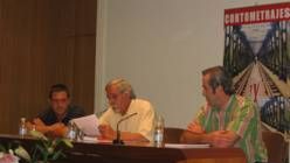 López Varona, Martínez y Álvarez Benito en la presentación de los libros durante la jornada de ayer