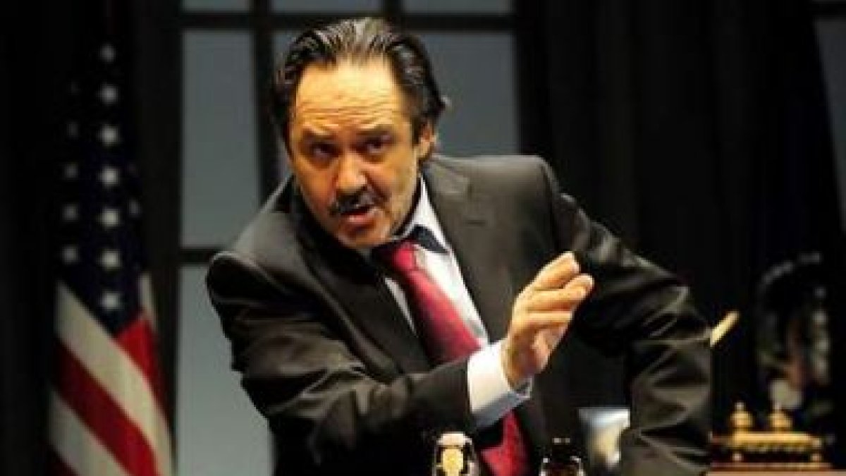 El conocido actor Santiago Ramos encabeza el reparto de la obra de Mamet, «Noviembre».
