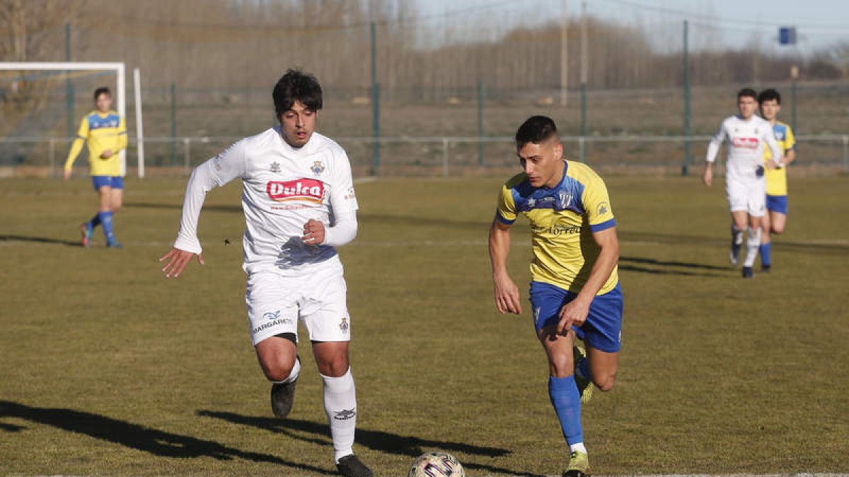 El equipo leonés logró una trabajada victoria. FERNANDO OTERO