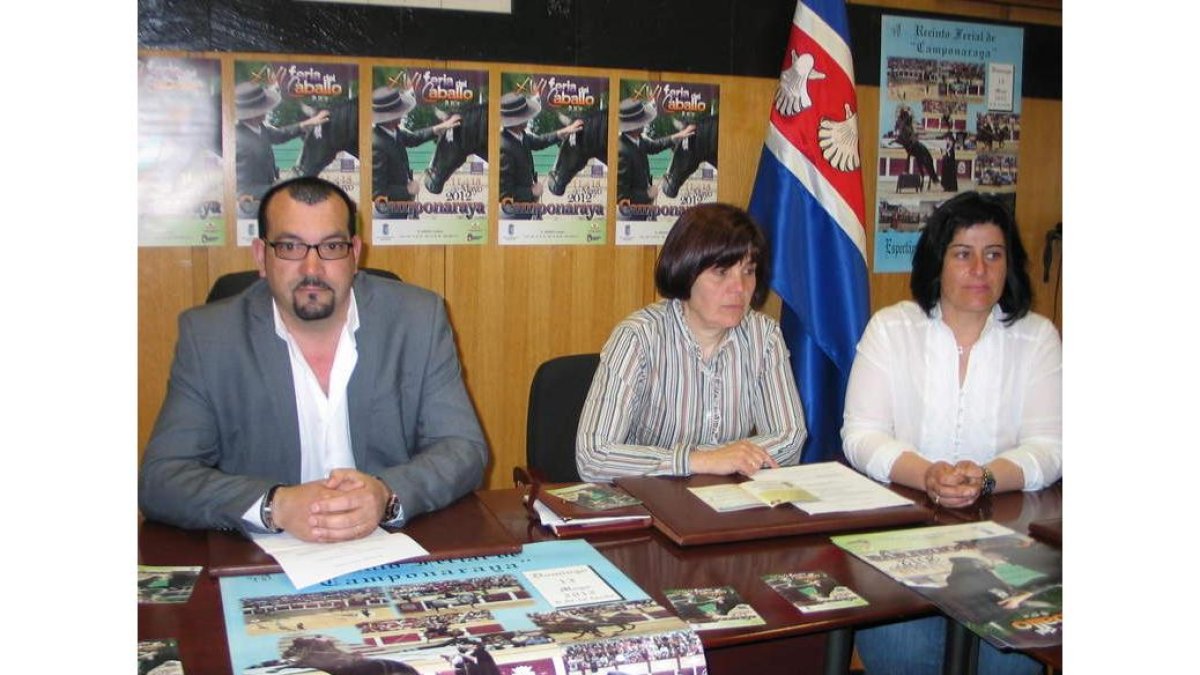 Fernando López Rellán, Teresa Jáñez y Adela Martínez.