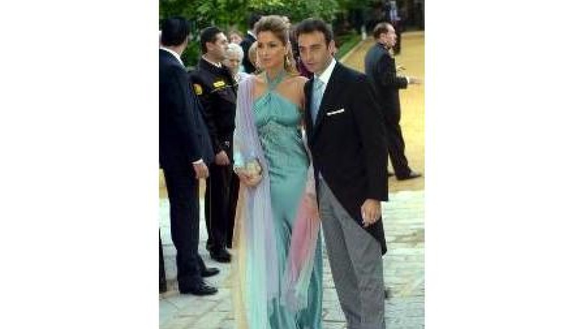 Enrique Ponce y Paloma Cuevas