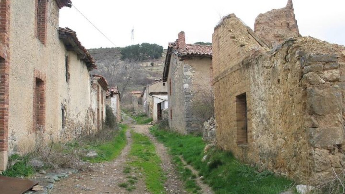 Pueblo abandonado en la provincia de León. RAMIRO