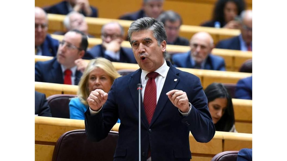Cosidó es el portavoz del PP en el Senado. FERNANDO VILLAR